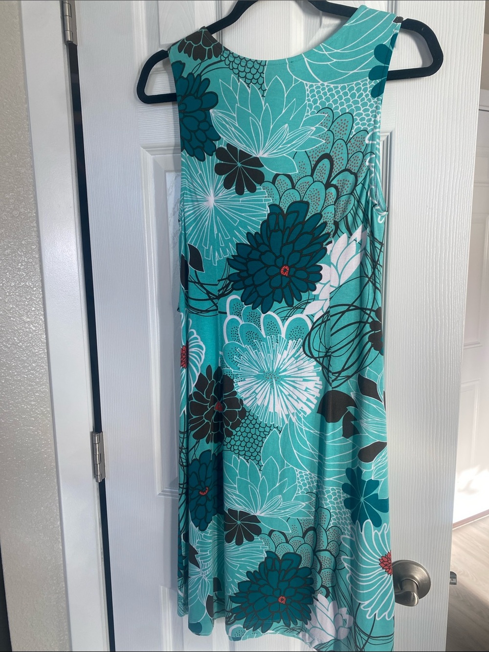 Tommy Bahama Teal and Black Floral Tank Dress With Ruching Waistline Sz M - Picture 12 of 13